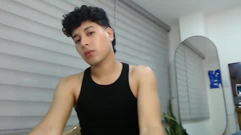Snapshot of velascosexyboy chatting on 10-21-25, 02:34 velascosexyboy online show from 10-21-25, 02:34