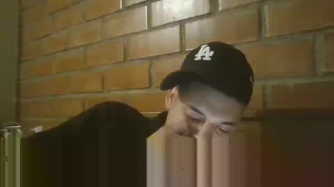 velasmanu1 online show from 12-15-25, 01:32