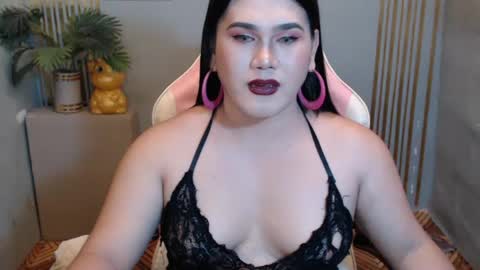 Snapshot of velinda_monroe chatting on 07-07-26, 01:04 TS VELINDA online show from 07-07-26, 01:04
