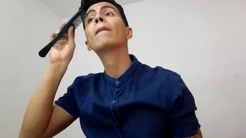 velk_hot1 online show from 03-08-25, 07:20