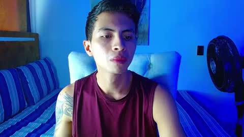 velk_hot1 online show from 02-24-26, 11:41