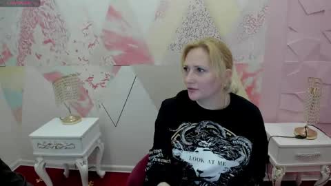 velka_raspberry online show from 05-01-26, 08:08