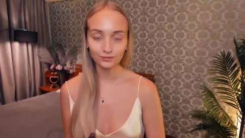 Eva online show from 11-11-25, 09:09