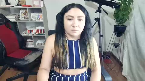 Snapshot of vellarossa chatting on 09-18-25, 02:02 Im VelaI will be Christmas and New Year with my family December 22 to January 13 I will miss you guys. online show from 09-18-25, 02:02