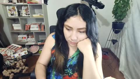 Snapshot of vellarossa chatting on 09-30-25, 01:32 Im VelaI will be Christmas and New Year with my family December 22 to January 13 I will miss you guys. online show from 09-30-25, 01:32