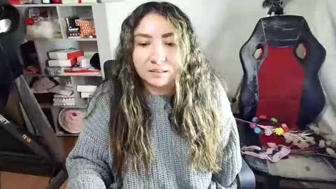 Snapshot of vellarossa chatting on 03-03-26, 02:50 Im VelaI will be Christmas and New Year with my family December 22 to January 13 I will miss you guys. online show from 03-03-26, 02:50