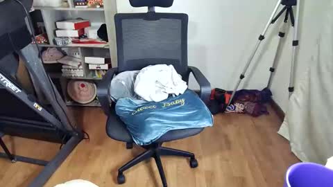 Snapshot of vellarossa chatting on 03-08-26, 02:04 Im VelaI will be Christmas and New Year with my family December 22 to January 13 I will miss you guys. online show from 03-08-26, 02:04