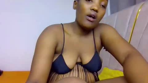 Snapshot of velma_zola chatting on 03-13-26, 01:56 velma online show from 03-13-26, 01:56