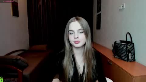 velora_vyxen online show from 10-07-25, 12:02