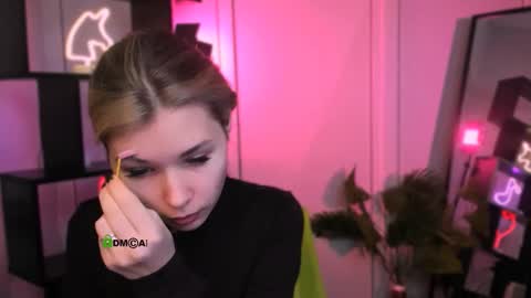 veloria_belle online show from 12-01-25, 07:19