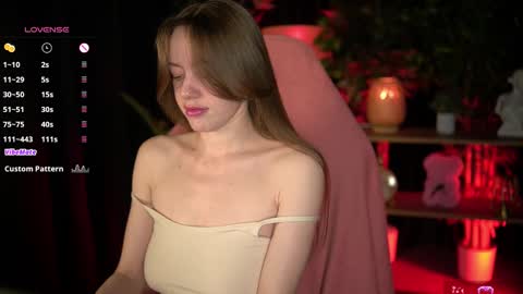 Snapshot of velouraa chatting on 02-20-26, 09:48 Kitty online show from 02-20-26, 09:48