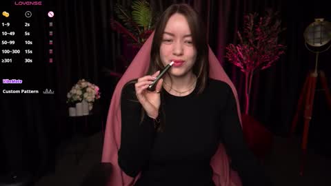 Snapshot of velouraa chatting on 03-08-26, 08:29 Kitty online show from 03-08-26, 08:29