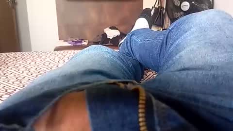 Snapshot of velozsempre chatting on 03-23-26, 06:12 velozsempre online show from 03-23-26, 06:12