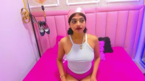 Snapshot of velvet_giirll chatting on 07-01-26, 02:07 velvet_giirll online show from 07-01-26, 02:07