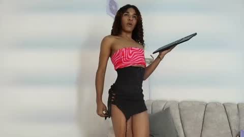 Snapshot of velvet_sex23 chatting on 07-07-26, 08:07 velvet_sex23 online show from 07-07-26, 08:07