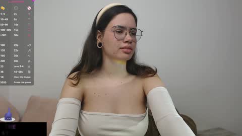 Snapshot of velvetcrystal chatting on 12-26-24, 03:59 Crystal PVT OPEN online show from 12-26-24, 03:59