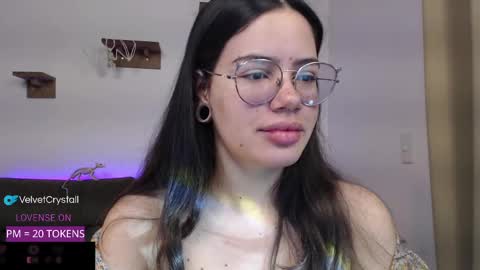 Snapshot of velvetcrystal chatting on 10-05-25, 05:50 Crystal PVT OPEN online show from 10-05-25, 05:50