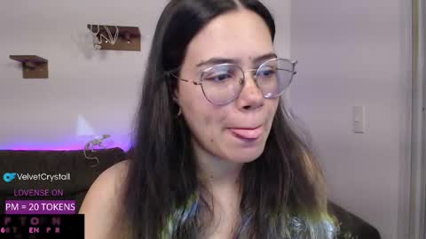 Snapshot of velvetcrystal chatting on 10-10-25, 06:56 Crystal PVT OPEN online show from 10-10-25, 06:56