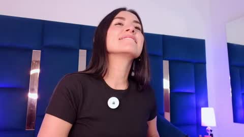 Velvet online show from 06-13-26, 02:04