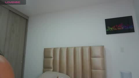 Snapshot of velvetsmith chatting on 05-15-26, 11:34 velvet online show from 05-15-26, 11:34