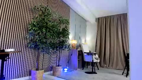 Velvet online show from 07-04-26, 03:02