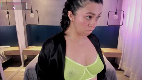 Snapshot of velvettease_ chatting on 09-24-25, 01:58 velvettease_ online show from 09-24-25, 01:58
