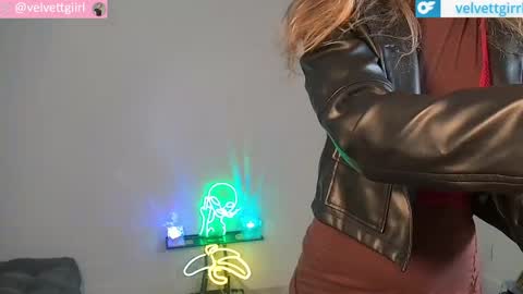 VelvetTGirl online show from 05-29-26, 05:38