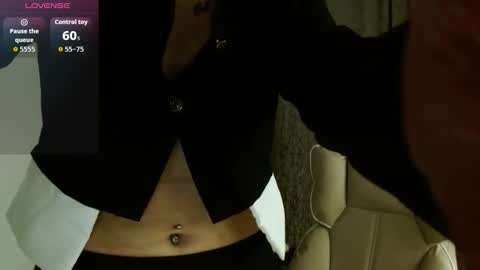 Snapshot of velvettvenom chatting on 03-20-26, 06:24 Alexxa online show from 03-20-26, 06:24