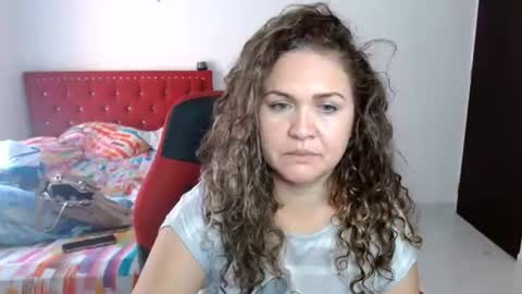 venecasexy44 online show from 08-02-26, 03:21