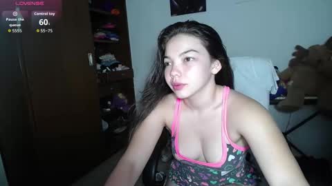 Snapshot of venelope1 chatting on 01-13-26, 12:27 Venelope 3 online show from 01-13-26, 12:27