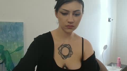 Snapshot of venera_goddess chatting on 10-08-25, 01:42 Naly online show from 10-08-25, 01:42