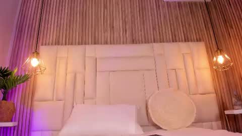 venez sofia  online show from 06-15-26, 05:37