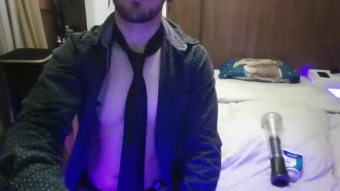 Snapshot of venezuelan420 chatting on 12-03-25, 05:59 venezuelan420 online show from 12-03-25, 05:59