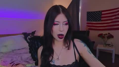 Snapshot of venomeowww_ chatting on 02-02-26, 03:49 Vivian online show from 02-02-26, 03:49