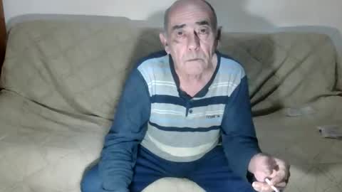 Snapshot of ventura50 chatting on 11-10-25, 06:12 ventura50 online show from 11-10-25, 06:12