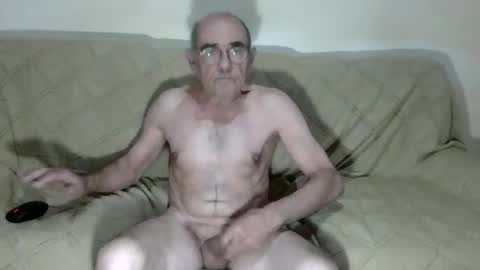 Snapshot of ventura50 chatting on 11-22-25, 08:02 ventura50 online show from 11-22-25, 08:02