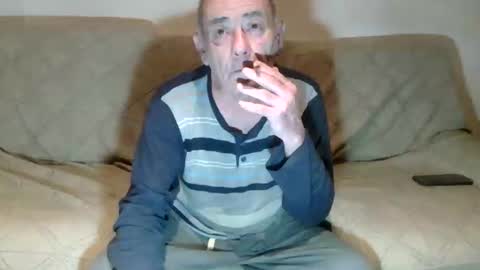 Snapshot of ventura50 chatting on 01-10-26, 08:49 ventura50 online show from 01-10-26, 08:49