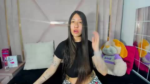 Snapshot of venurmorgan chatting on 10-14-25, 03:46 venurmorgan online show from 10-14-25, 03:46
