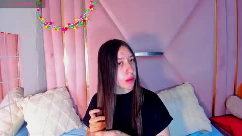 Snapshot of venurmorgan chatting on 01-07-26, 02:08 venurmorgan online show from 01-07-26, 02:08