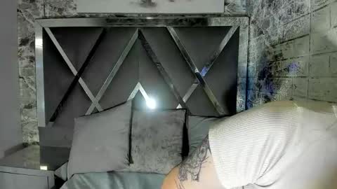 Snapshot of venurmorgan chatting on 01-13-26, 09:31 venurmorgan online show from 01-13-26, 09:31