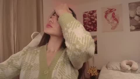 Snapshot of venus_art11 chatting on 10-14-25, 02:23 venus_art11 online show from 10-14-25, 02:23