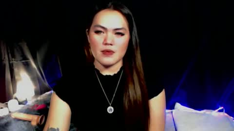 Snapshot of venus_colly chatting on 10-10-25, 01:10 I am Colly Your mystery girl online show from 10-10-25, 01:10