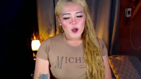 Snapshot of venus_colly chatting on 06-29-26, 02:29 I am Colly Your mystery girl online show from 06-29-26, 02:29