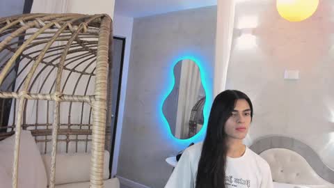 VENUS online show from 02-18-25, 11:44