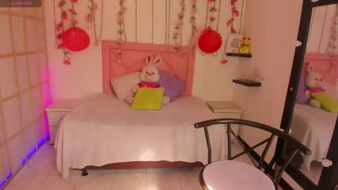 Mary online show from 10-10-25, 07:57