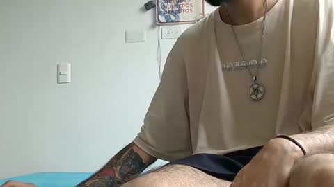 venus_midnight1 online show from 02-15-26, 01:41