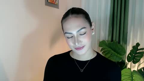 Snapshot of venus_sunrise07xx chatting on 01-14-26, 07:30 Venus Sunrise Bombshell online show from 01-14-26, 07:30