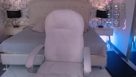 Venus  online show from 06-06-26, 11:59