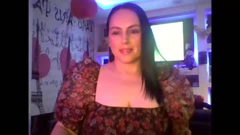 VENUSINA07 online show from 10-12-25, 06:56