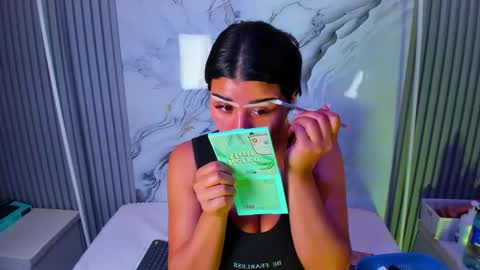 Venusowen  online show from 06-05-26, 02:34